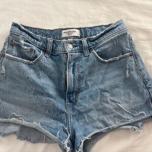 Women’s Abercrombie Curve love Shorts sz 6